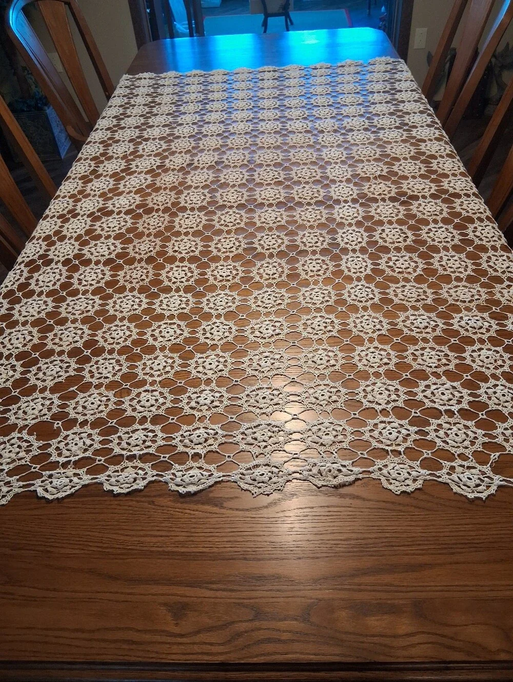 Vintage hand-crocheted tablecloth‎ or bed coverlet